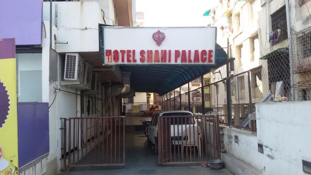 Hotel Shahi Palace Ahmedabad Exterior photo